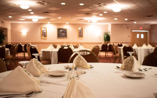 Fireside Inn & Suites Portland