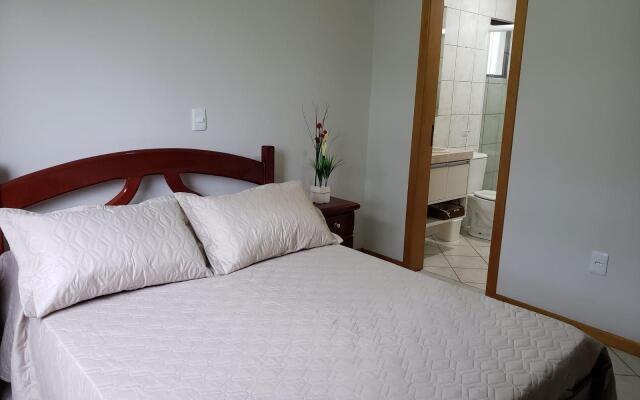 1075 - Praia De Bombinhas Locacao De Temporada