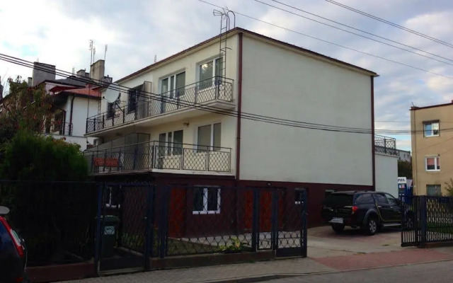 Club Hostel