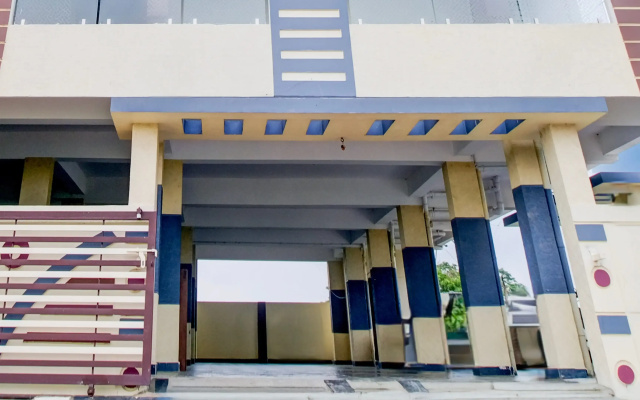 Hotel O Ramavarapadu Near PVR Icon