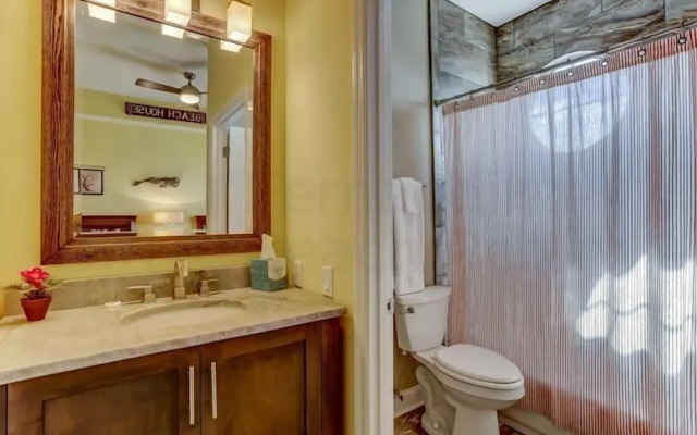 Luxury Condo with Atlantic Ocean View from Private Balcony by RedAwning