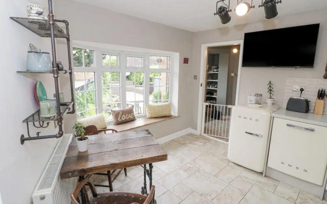 Jubilee Cottage