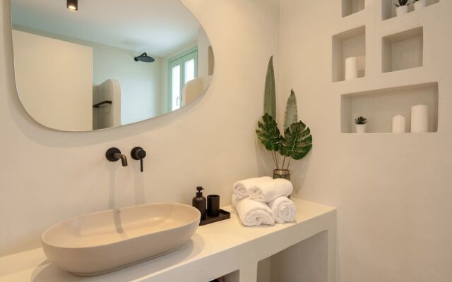 Sugarwhite Suites