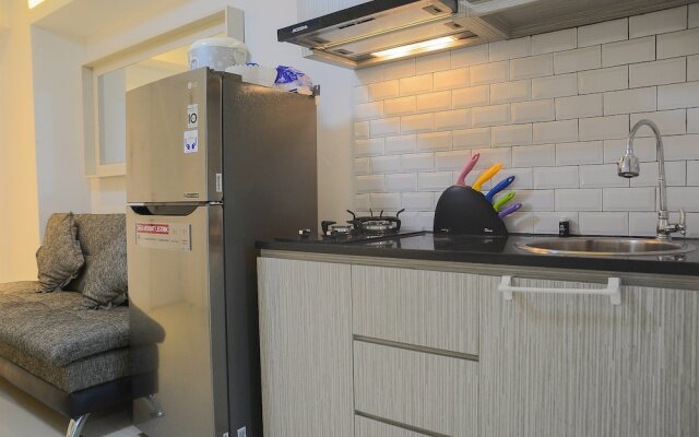 Pool View 2BR with Sofa Bed Bassura City Apartment