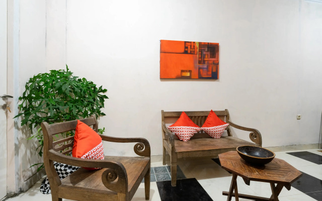 Super OYO 2285 Art Guest House Syariah