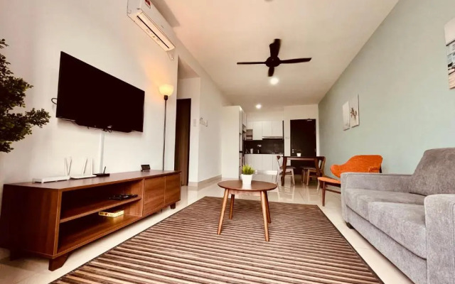 Sofeya Desaru Guest House with Pool and Wifi