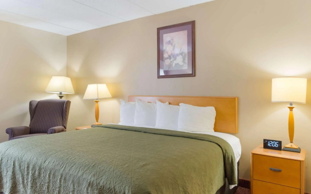 All Seasons Inn & Suites Smithfield Providence