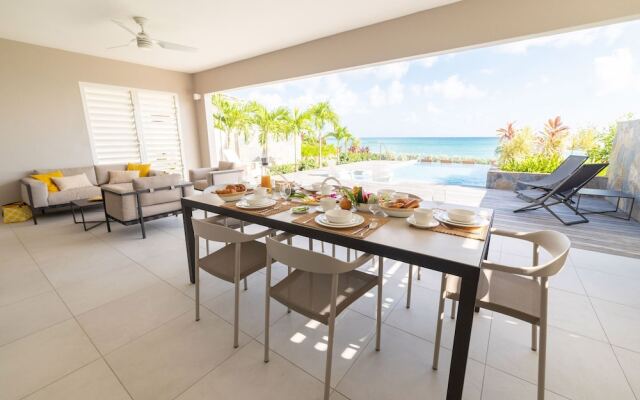 Eden Roc Villas
