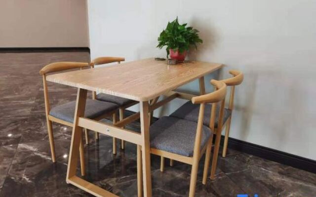 Xipu Hotel (Enshi Airport Railway Station Branch)