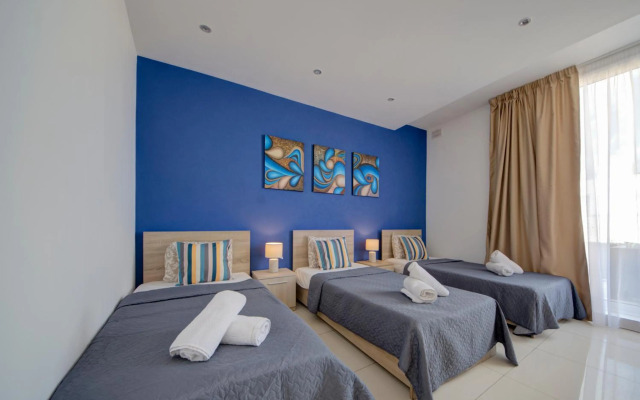 Sliema Ferries 2-bedroom Apt with views