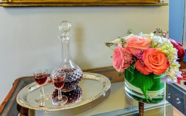 Inn By The Bandstand