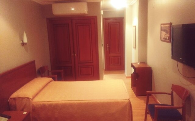 Hotel Orly
