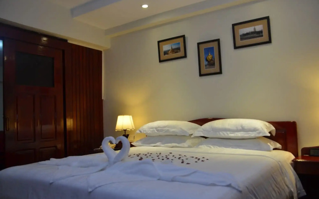 City Star Hotel