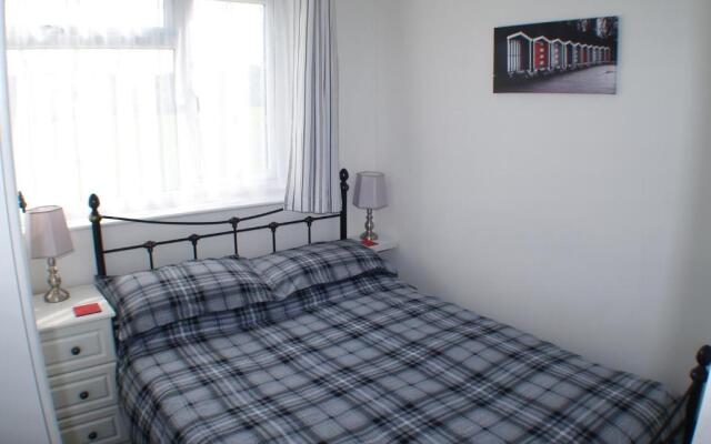 Sunny View, 87 Brambles Chine