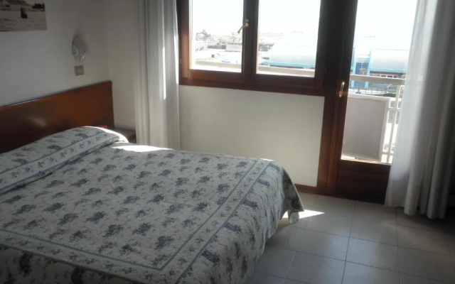 Hotel Touring