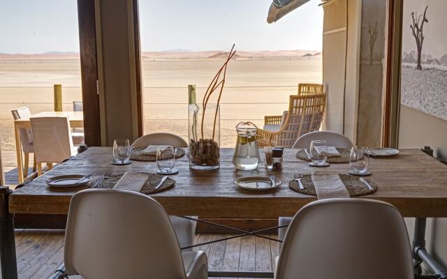 Kanaan N/a'an ku sê Desert Retreat