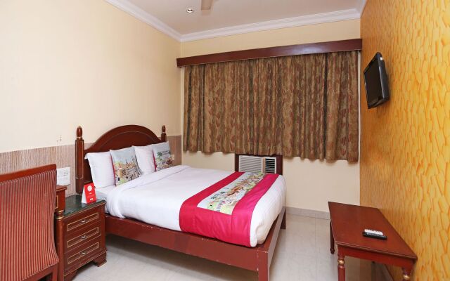 OYO 7786 Hotel Monsoon Palace