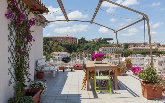 Spectacular Vatican & Rome View