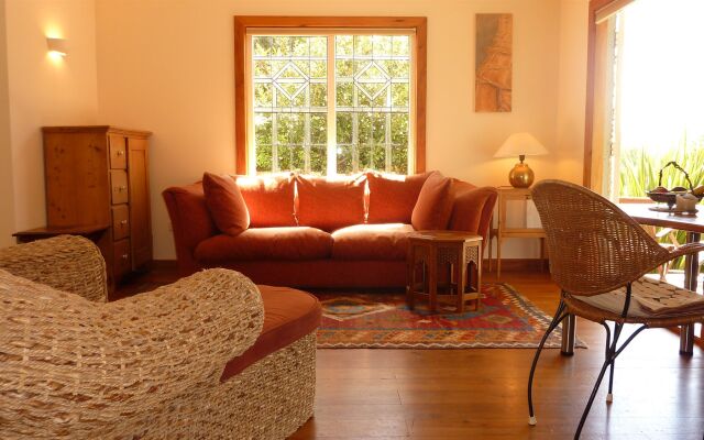 Joya Garden & Villa Studios