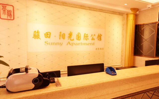 Sunny Apartment Of Grand Continental
