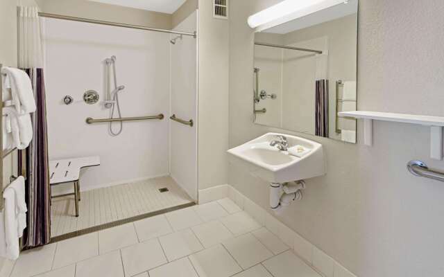 La Quinta Inn by Wyndham Phoenix North