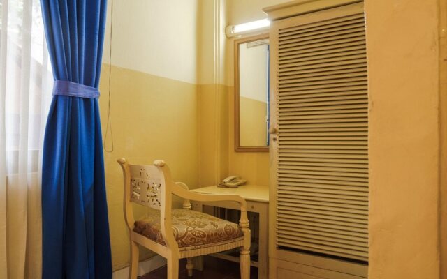 Margot Hotel by RedDoorz