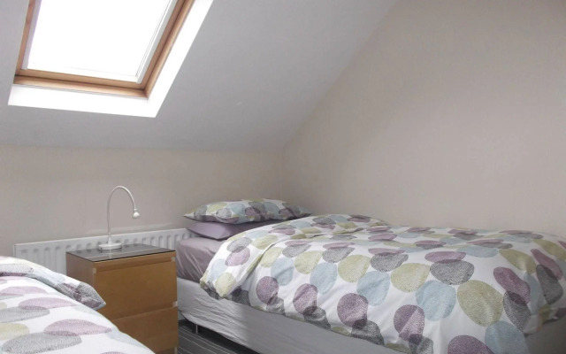 Fairman House - Hostel