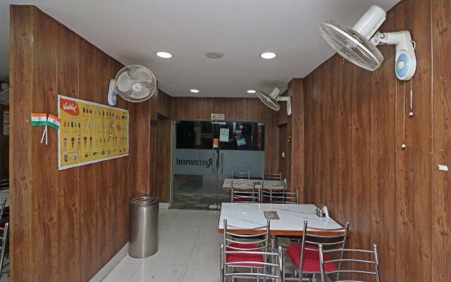 Hotel Satellite And Restaurant By OYO Rooms