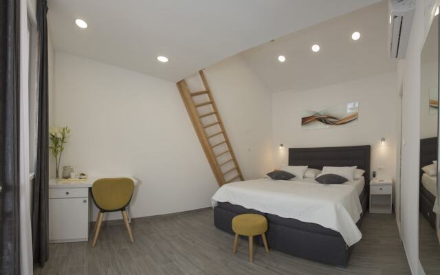 Central Old Town Rooms
