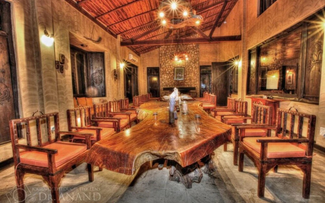 Pugdundee Safaris- Tree House Hideaway