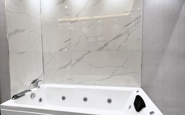 Taksim Larissa Hotel Suites