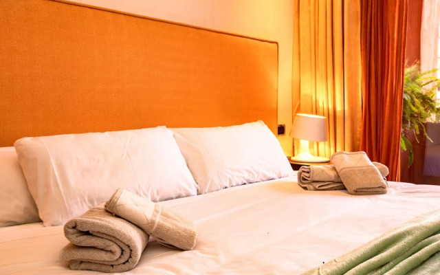 OleHolidays Torre Bermeja frente al mar y jacuzzi