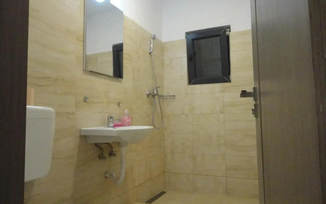 Greenstone Land - Corbu