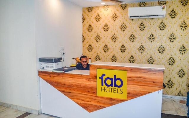 Fabhotel The Golf Inn