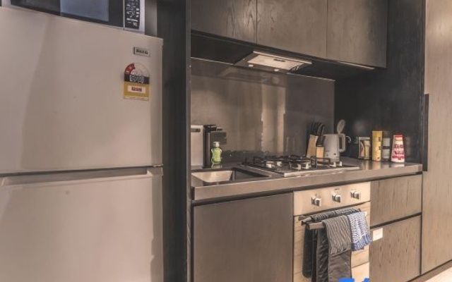 Prime CBD Living  Modern 1BR Steps from Everything