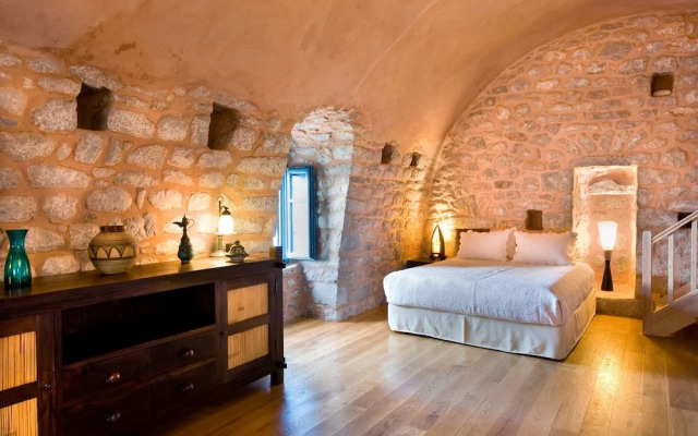 Arapakis Historic Castle