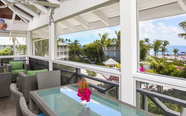 Ocean Club East, Grace Bay Beach