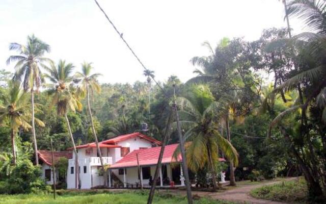 Sandaru Holiday Inn