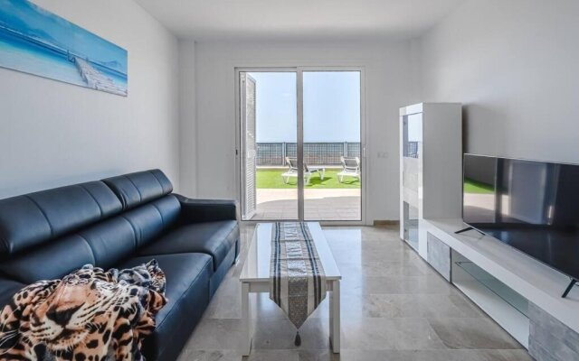 Ocean View Apartment in Arenas Negras PA05