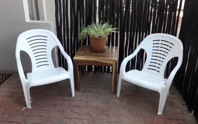 Self-catering Studio, Unit 6 on Krupp