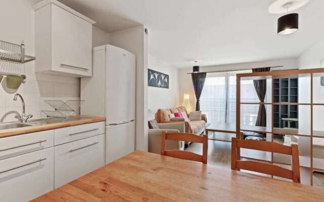 Spacious 2bdr Apt for 4p, Near Trendy Hackney