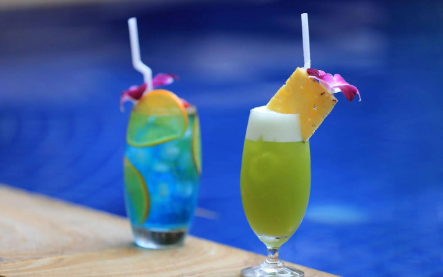Popular Hotel & Spa