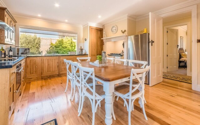 3 Genesta St, Cowes - Federation Home