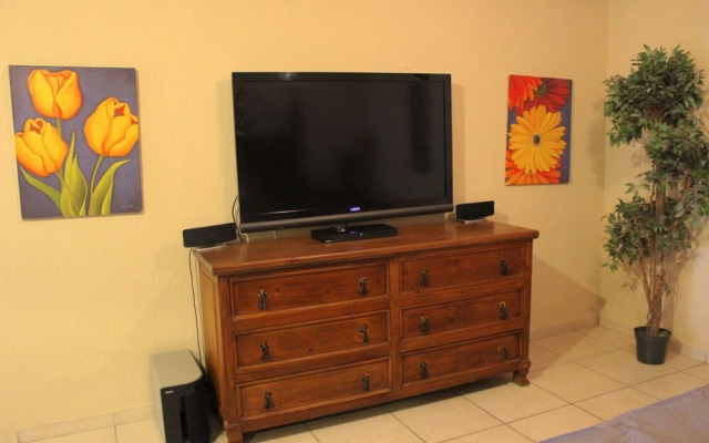 Sonoran Sun 3BR Ground SE 109 by Casago