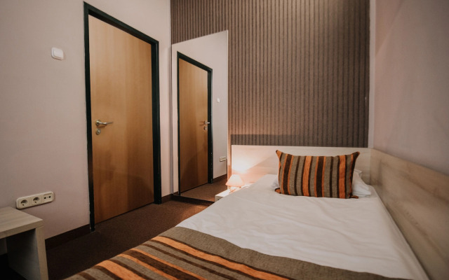 Star City Hotel