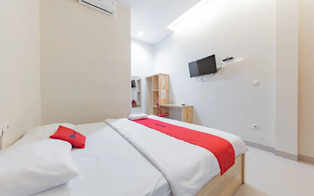 RedDoorz Syariah near DPRD Kabupaten Subang