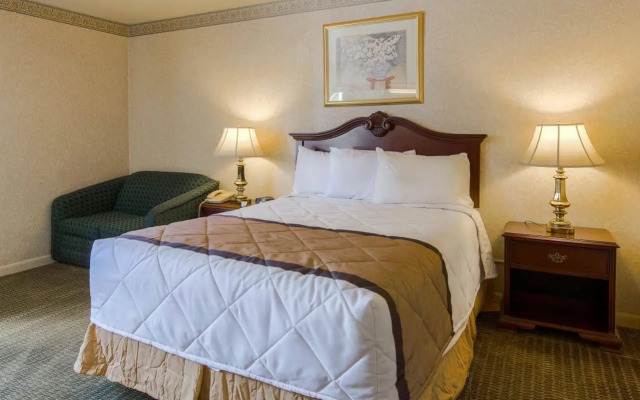 Travelodge by Wyndham Lynchburg