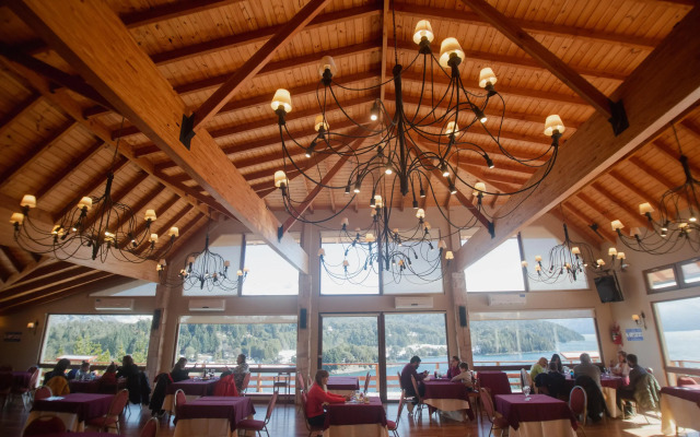 Hotel Amancay