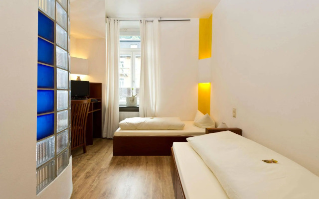 Hotel Monpti