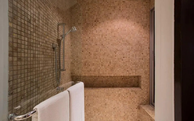 Kata Gardens Beach Apartment 5B